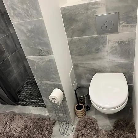 Stylish In Eveles Street