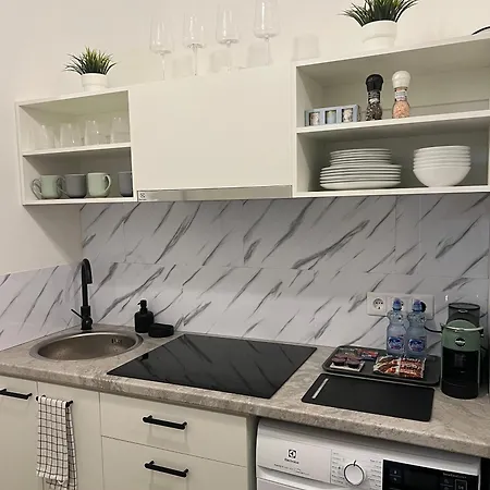 Апартаменты Stylish In Eveles Street Рига